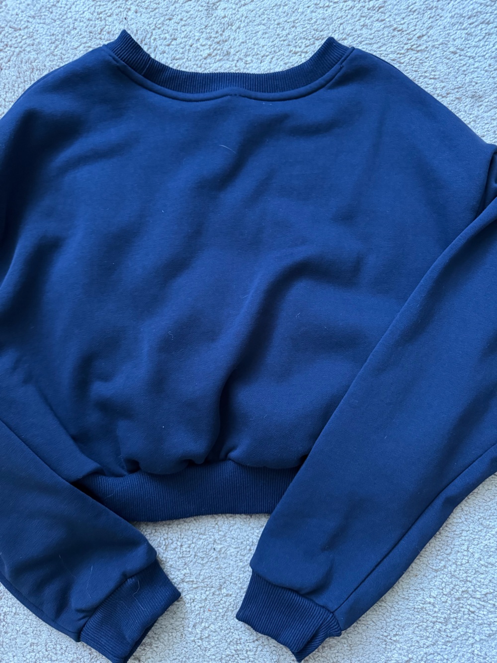 ALO Yoga woman’s Navy Crewneck Sweatshirt with Chrome Embroidery - Picture 7 of 8
